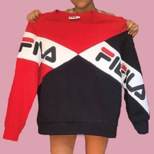 RARE FILA CREWNECK, size medium ⚡️